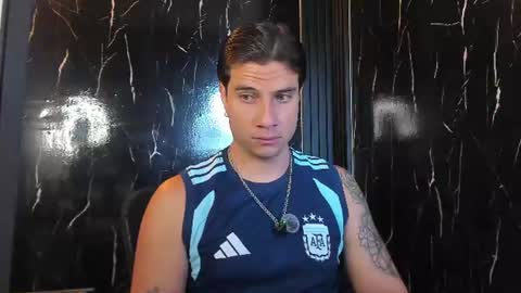Snapshot of jayalvarrez_ chatting on 06/16/26, 01:03 Jay Alvarrez online show from 06/16/26, 01:03
