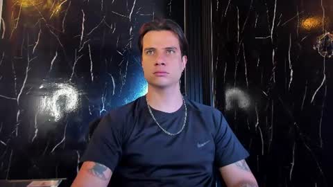 Snapshot of jayalvarrez_ chatting on 06/25/26, 03:38 Jay Alvarrez online show from 06/25/26, 03:38