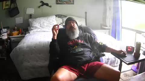 Snapshot of jaycanbefun chatting on 06/21/26, 06:43 Grand Zaddy or Jay its casual online show from 06/21/26, 06:43