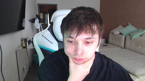 Jayce online show from 03/10/25, 10:37