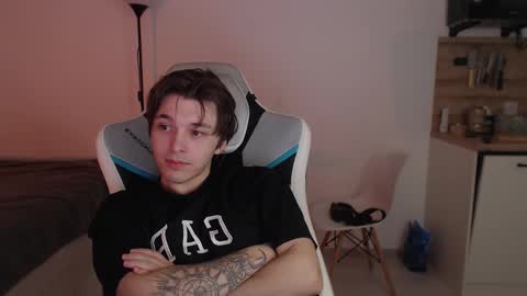 Jayce online show from 09/26/25, 08:51