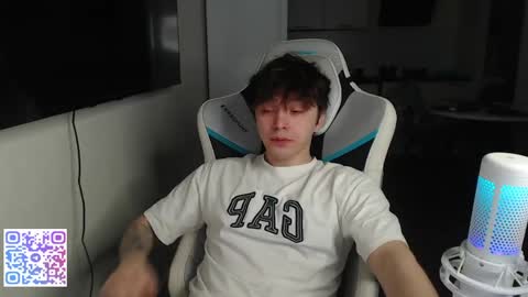 Jayce online show from 04/29/26, 01:43