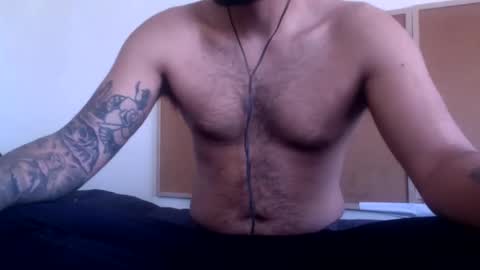 Snapshot of jayclit007 chatting on 02/23/25, 02:25 infogushy online show from 02/23/25, 02:25