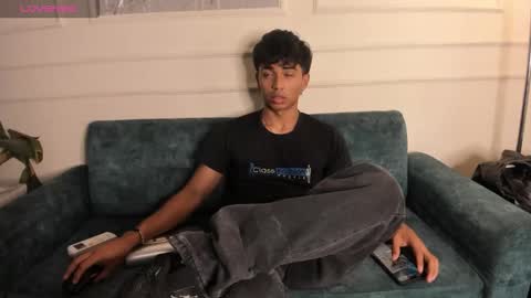 jaycobblack1 online show from 11/11/25, 12:27