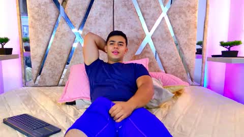 jayd_muscle online show from 12/18/25, 05:02