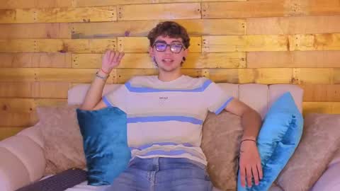 JONATHAN online show from 04/25/26, 01:41