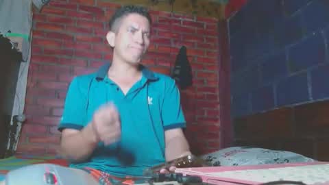 Snapshot of jayden_noah chatting on 02/17/26, 12:40 Manuel alvarez online show from 02/17/26, 12:40