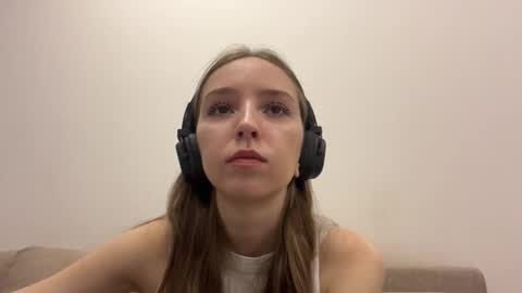 Isabella Rose online show from 03/18/26, 03:15