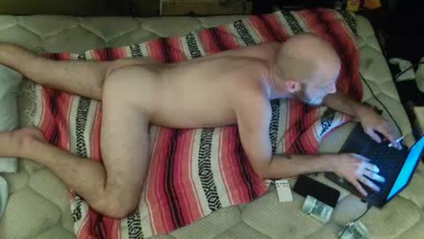 Snapshot of jayjay111989 chatting on 12/18/25, 08:20 HUngBtmFl online show from 12/18/25, 08:20