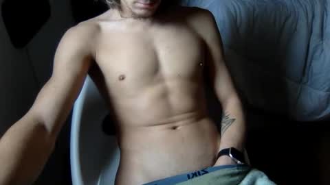jayjay13300 online show from 02/09/26, 03:27