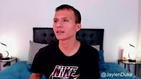 Snapshot of jaylen_and_duke chatting on 11/07/25, 11:10 Jaylen and duke online show from 11/07/25, 11:10