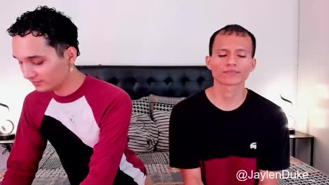 Snapshot of jaylen_and_duke chatting on 12/17/25, 11:05 Jaylen and duke online show from 12/17/25, 11:05