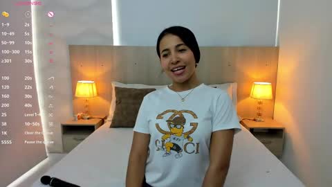 Snapshot of jaylen_sweet chatting on 10/01/25, 11:27 Jaylen Sweet OLINE 2 PM-10PM TIME COLOMBIA online show from 10/01/25, 11:27