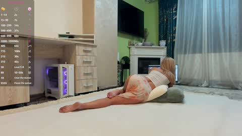 Snapshot of jaylynxxxx74 chatting on 09/26/25, 03:32 Jay online show from 09/26/25, 03:32