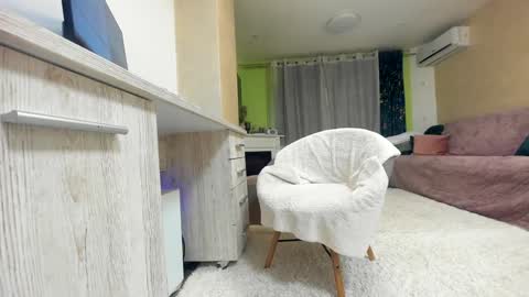 Snapshot of jaylynxxxx74 chatting on 11/29/25, 03:42 Jay online show from 11/29/25, 03:42