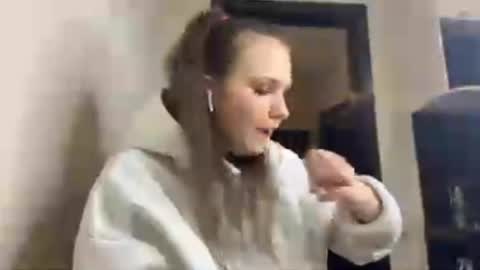 Snapshot of jaytagge chatting on 03/20/26, 05:51 Aurora online show from 03/20/26, 05:51