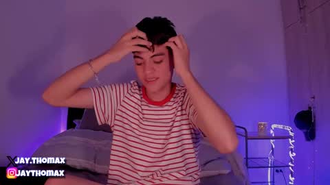 Snapshot of jaythomax chatting on 12/19/24, 04:34 jaythomax online show from 12/19/24, 04:34