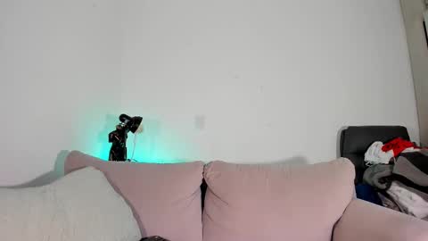 Snapshot of jaythomax chatting on 02/13/25, 10:22 jaythomax online show from 02/13/25, 10:22