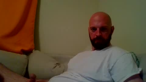 Snapshot of jayw82730 chatting on 11/15/25, 01:58 Jay online show from 11/15/25, 01:58