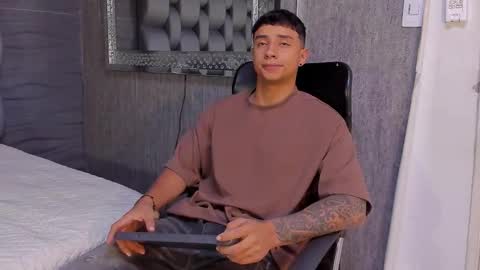 jaze_bradley online show from 11/13/25, 11:20