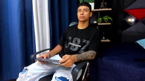 jaze_bradley online show from 11/19/25, 11:32