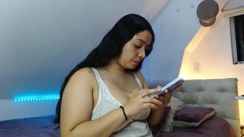 Snapshot of jazmin_dharius chatting on 10/20/25, 09:10 Jazmin and Scarlett online show from 10/20/25, 09:10