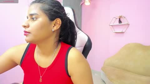 Snapshot of jazmin_ebony chatting on 10/10/25, 11:20 jazmin online show from 10/10/25, 11:20