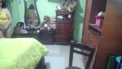 jazmim online show from 11/24/25, 01:11