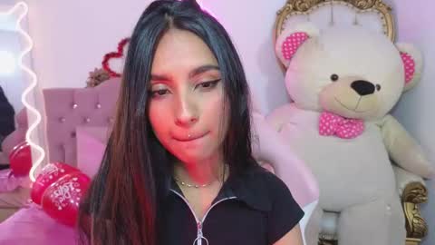 Jazmin  online show from 02/15/25, 07:28