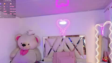 Jazmin  online show from 11/10/25, 11:53