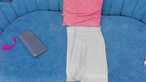 Jasmine  online show from 02/06/25, 06:51