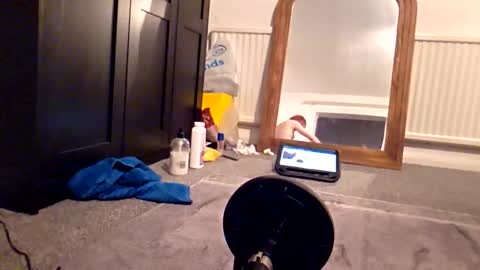 Snapshot of jazminethesissy chatting on 12/17/25, 05:19 jazminethesissy online show from 12/17/25, 05:19