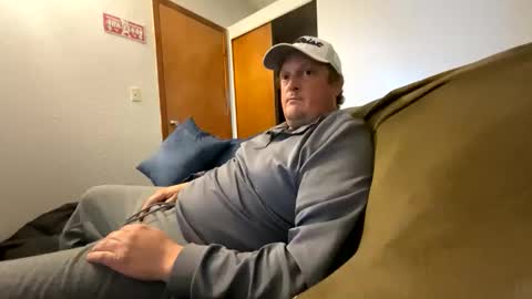 jbboy82 online show from 11/10/25, 04:06