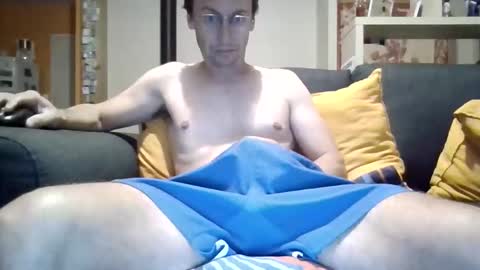 Snapshot of jbcascadess chatting on 11/10/25, 05:34 jbcascadess online show from 11/10/25, 05:34