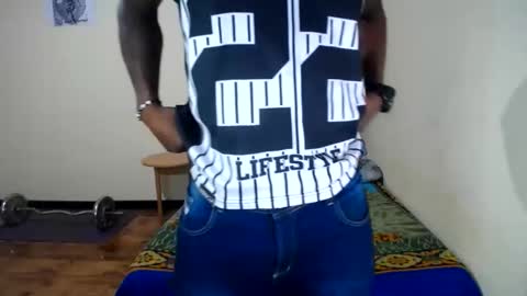 Snapshot of jboy_s chatting on 02/26/25, 05:39 jboy_s online show from 02/26/25, 05:39