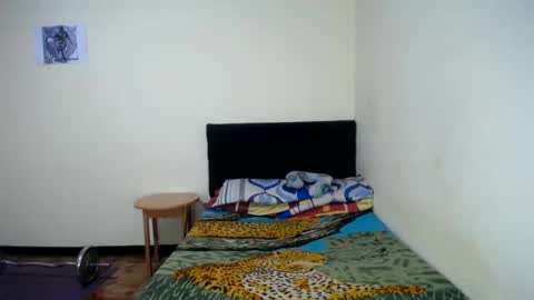 Snapshot of jboy_s chatting on 03/10/25, 11:38 jboy_s online show from 03/10/25, 11:38