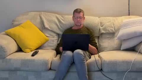 Snapshot of jcar57 chatting on 12/23/24, 08:03 Jon online show from 12/23/24, 08:03