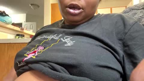 Snapshot of jccaramelbarbie12 chatting on 02/06/25, 12:11 JCCaramelbarbie online show from 02/06/25, 12:11