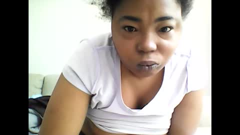 Snapshot of jccaramelbarbie12 chatting on 03/12/25, 02:45 JCCaramelbarbie online show from 03/12/25, 02:45