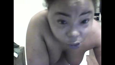 Snapshot of jccaramelbarbie12 chatting on 04/22/26, 12:02 JCCaramelbarbie online show from 04/22/26, 12:02