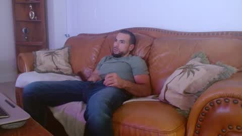 JcMax305 online show from 01/31/25, 12:51