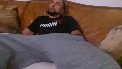 JcMax305 online show from 02/17/25, 05:47