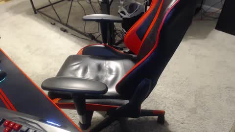 Snapshot of jcor13 chatting on 02/27/25, 12:21 Jim online show from 02/27/25, 12:21