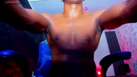 Snapshot of jd_thebaby chatting on 02/11/25, 01:09 jd thebaby online show from 02/11/25, 01:09