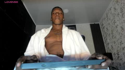 Snapshot of jd_thebaby chatting on 02/17/25, 12:38 jd thebaby online show from 02/17/25, 12:38