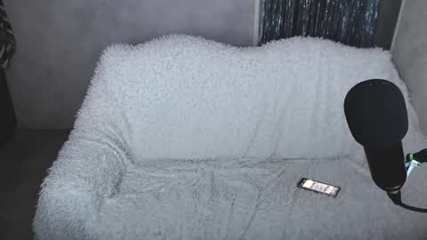 Snapshot of jealousangel chatting on 11/10/25, 04:55 Angel online show from 11/10/25, 04:55