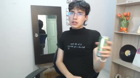 jeam_hot online show from 12/22/24, 09:09