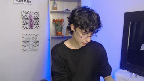 jeam_hot online show from 01/12/25, 09:51