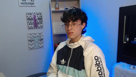 jeam_hot online show from 01/18/25, 09:34