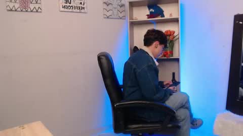 jeam_hot online show from 09/09/25, 08:41